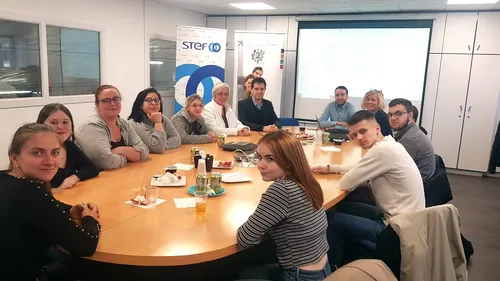 Des entreprises ouvrent leurs portes aux jeunes de l’école de la...