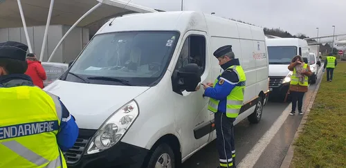 Pendant les fêtes, les forces de l’ordre veillent sur votre sécurité