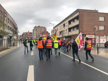 Comment mobiliser les troupes à la veille de la 11e journée de...