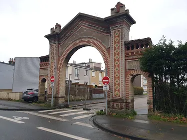 Vers une solution pour la porte de la Briqueterie