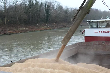 Le port fluvial a battu son record de trafic en 2019