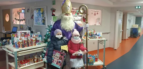 A l’hôpital, "Objectif : sourires d’enfants" met de la joie dans le...