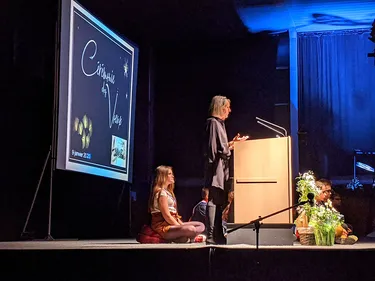 Une cérémonie des voeux prudente pour Caroline Saudemont