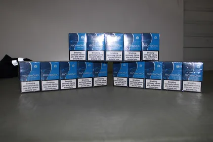 10 tonnes de cigarettes de contrebande saisies par les douaniers de...