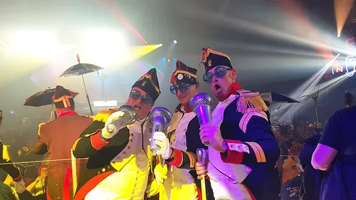 Le bal du Chat noir ouvre la saison carnavalesque avec 10 000...