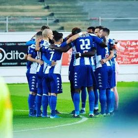 Les clubs toujours dans l'attente, les championnats espoirs ne...