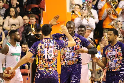 Des pertes comprises entre 200 000 € et 500 000 €