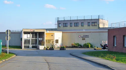 Les surveillants demandent des dépistages COVID-19