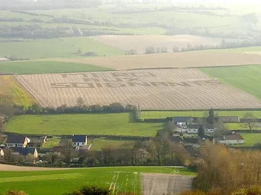 Un grand "Merci aux soignants" visible du ciel