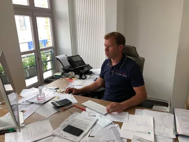 Aller à la rencontre des jeunes et relancer leur activité