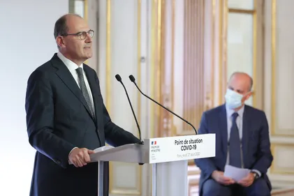 Jean Castex tente de répondre aux inquiétudes des commerçants