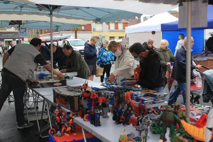 Port du masque obligatoire sur les marchés et lors des bénédictions...