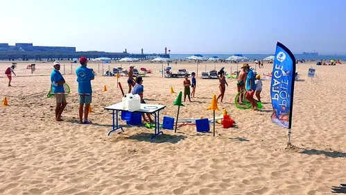 Jeux, sports, chasse aux trésors: le Pôle Plage, un paradis sur...