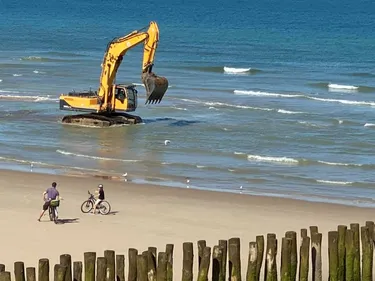 Une partie de la plage fermée