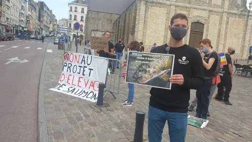 Ils dénoncent des projets aquacoles