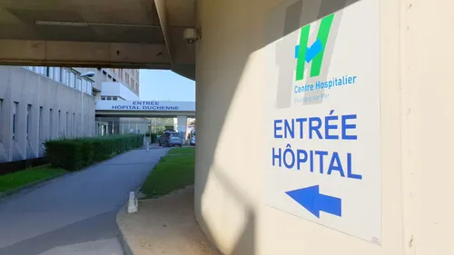 Des classes fermées et des enfants positifs, mais aucun jeune...