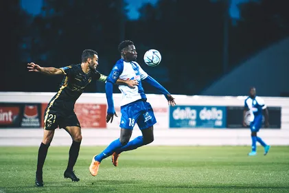 Fabien Mercadal avec Malik Tchokounté, un peintre et sa muse