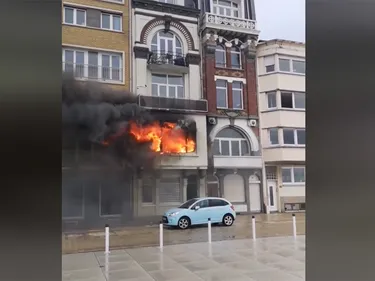 Un feu d'appartement impressionnant sur la digue de Malo ce matin