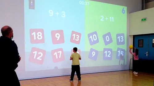 Le Lü, une drôle de machine qui fait faire du sport aux enfants...