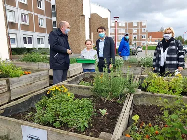 Les quartiers sensibles : des projets multiples et des...