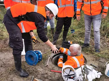 Le Nautilus descend dans les canalisations