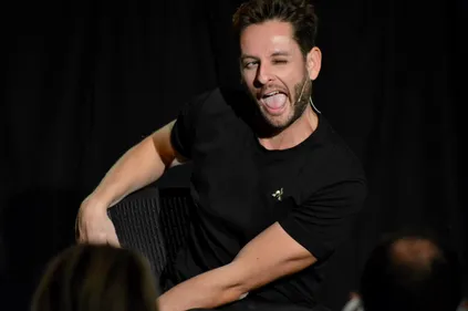 Les artistes nordistes essaient de garder le sourire