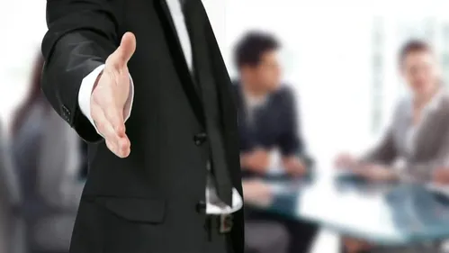 Le médiateur, pour résoudre les problèmes et trouver des solutions