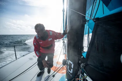 Thomas Ruyant s'accroche en haut de l'affiche