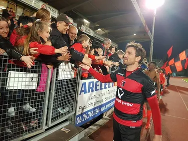 Grégory Thil travaille pour Lens