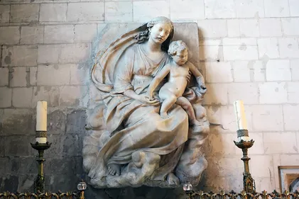 Une campagne de financement pour restaurer la Vierge à l’Enfant à...