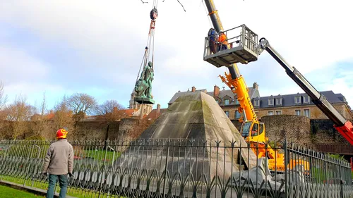 Mariette Pacha a quitté sa pyramide et reviendra restaurée au...