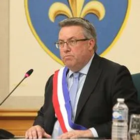 Martial Beyaert attend la réponse du Ministre de l’Intérieur