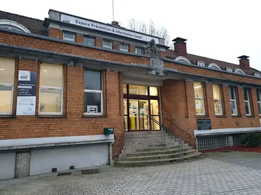 Un centre de vaccination anti-COVID-19 dans la commune, c’est le...