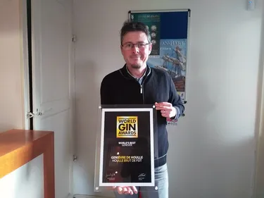 Le genièvre de la distillerie Persyn encore récompensée "Meilleur...