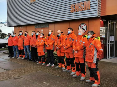 Des félicitations et des médailles pour les sauveteurs en mer