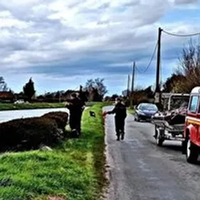 Un pneu sème la panique...