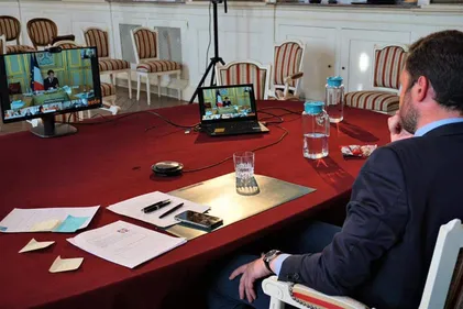 Valentin Belleval fait parler d'Hazebrouck à l'Elysée