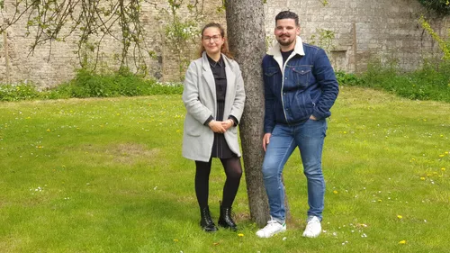 Au restaurant " Bacove ", priorité aux télévisions  !