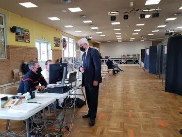 4000 personnes vaccinées dans le centre de vaccination du Pays de...