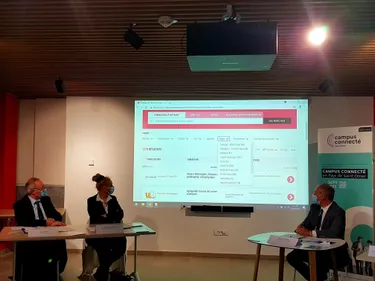 Un campus connecté à La Station pour suivre des formations...