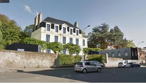 Un hôpital de jour et un centre médico-psychologique pour enfants...