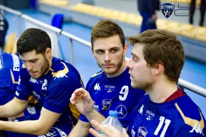 Un super-buteur à l'USDK