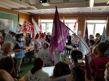 La tension monte autour de l’EPSM des Flandres, les soignants...