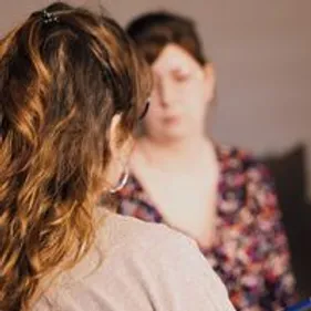 Soigner l’angoisse de la crise sanitaire par l’hypnose, une...