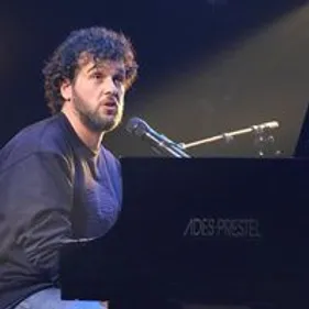 Claudio Capéo et Natasha Saint-Pierre en tête d'affiche cet été