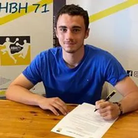 Hazebrouck avance vite dans son recrutement