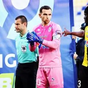 Axel Maraval va rester, il prolonge de deux ans