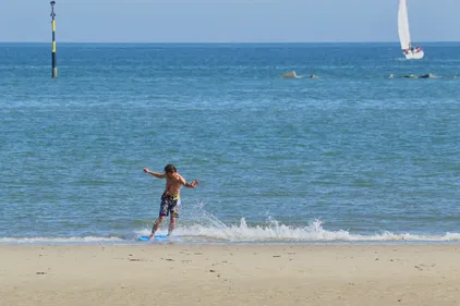 C'est la journée la plus chaude aujourd'hui dans la région !