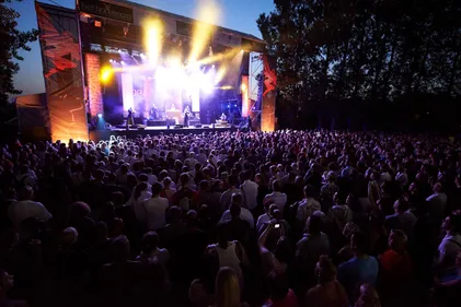 En Juillet, Het Lindeboom souffle ses 20 bougies