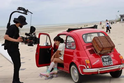Nolwenn sur le sable de Malo pour le tournage de son prochain clip